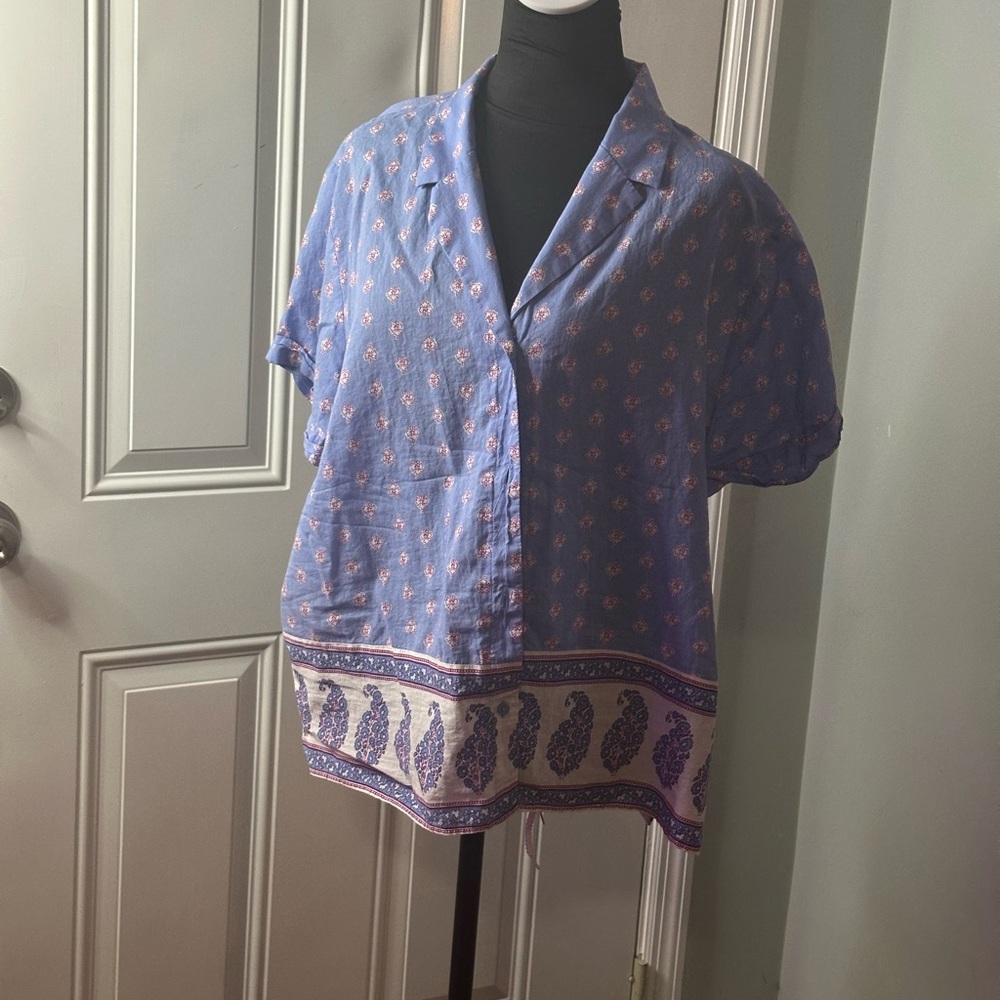 Banana Republic Blue and Purple Paisley Button Down Shirt